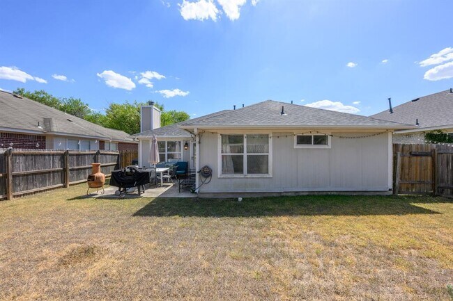 Building Photo - 14608 Rumfeldt St