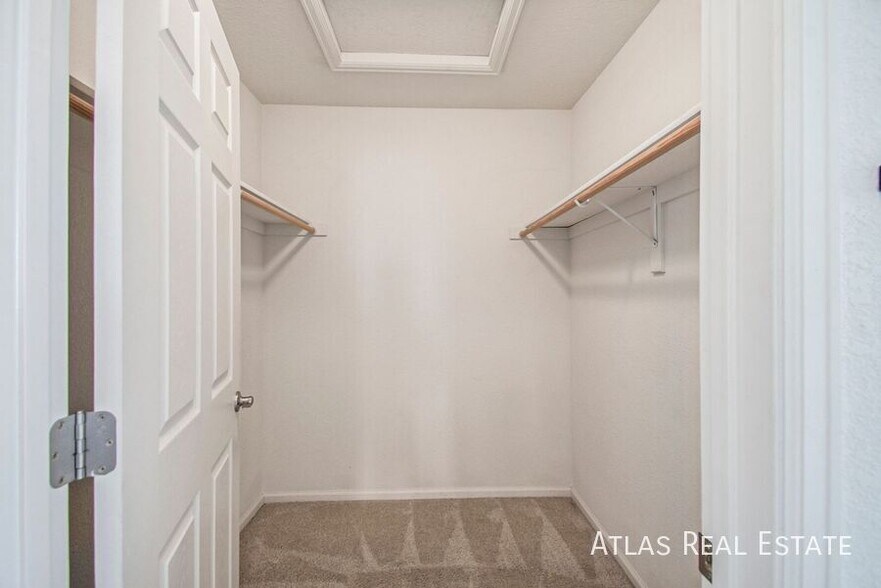 Building Photo - 15165 E 16th Pl