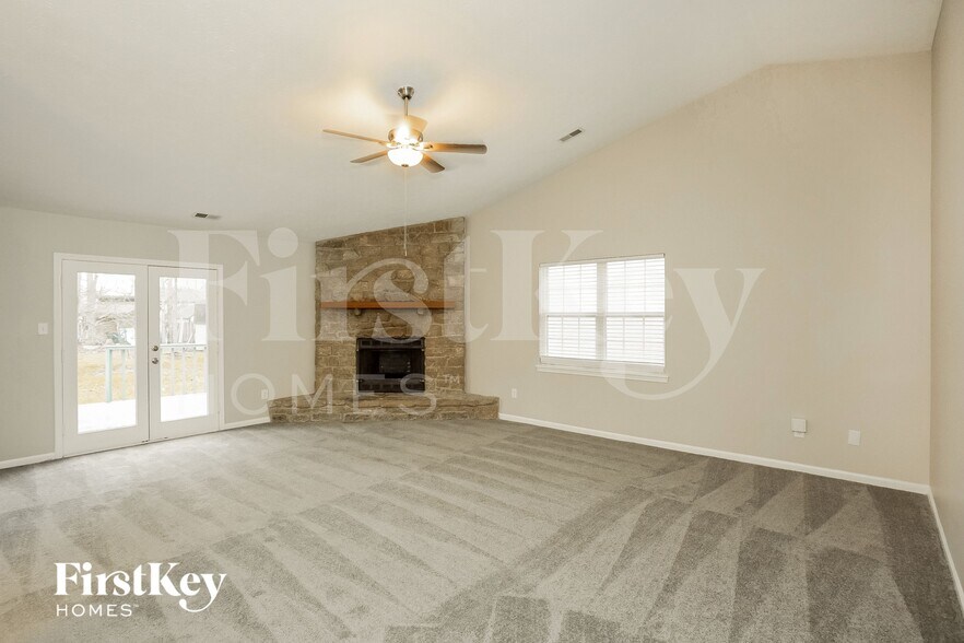 Building Photo - 3335 Carly Ln