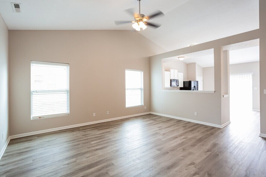 Building Photo - 11631 High Timber Dr