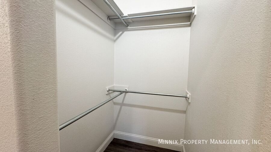 Building Photo - 2009 102nd St