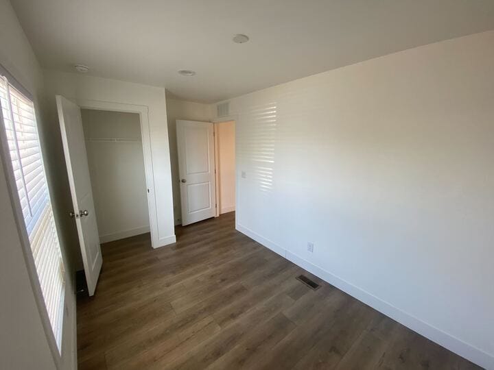 Building Photo - 2060 N Center St