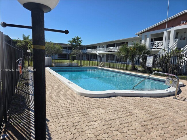 Building Photo - 1711 NW 46th Ave