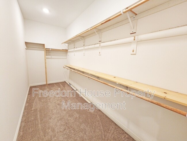 Building Photo - 3543 E Wallowa Dr