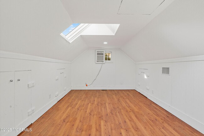 Building Photo - 61 Berkshire Dr