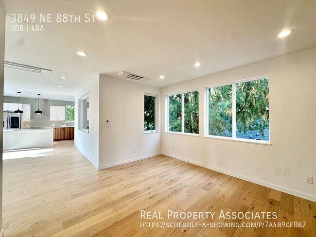 Building Photo - 3849 NE 88th St