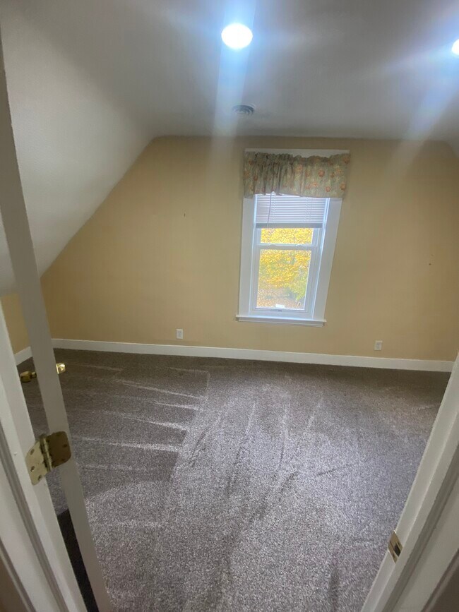 64 Flohr Ave 64 Flohr Ave West Seneca NY 14224 Apartment Finder