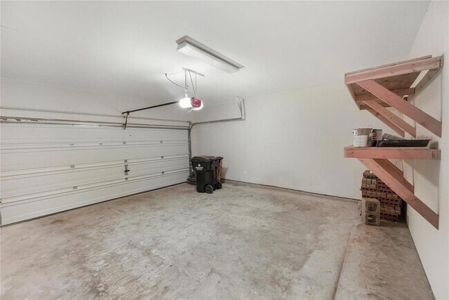 Building Photo - 2311 Leonetti Ln