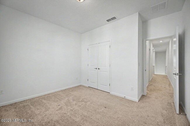 Building Photo - 61 Mellowood Ln