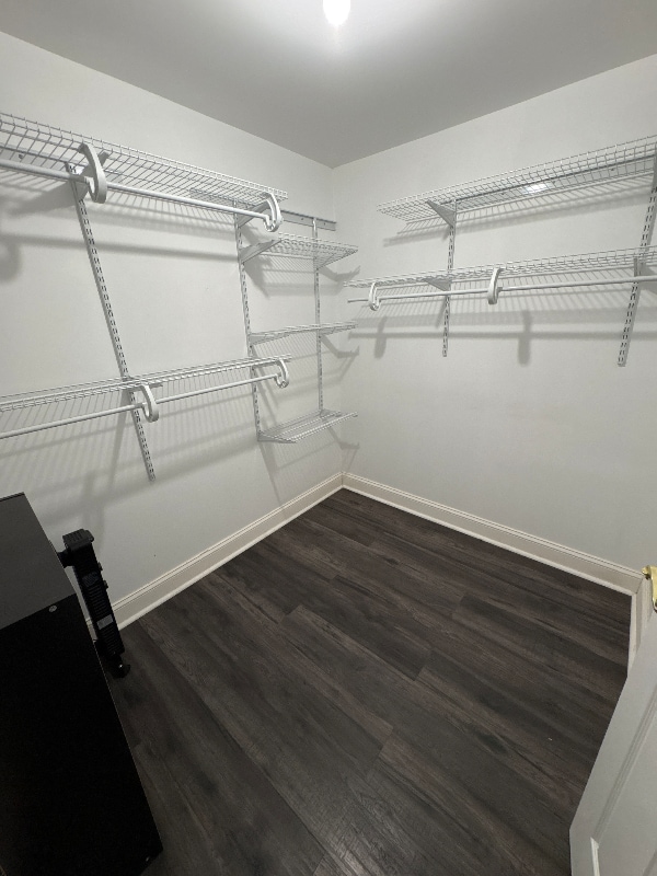 Building Photo - 16821 Falconhurst Dr