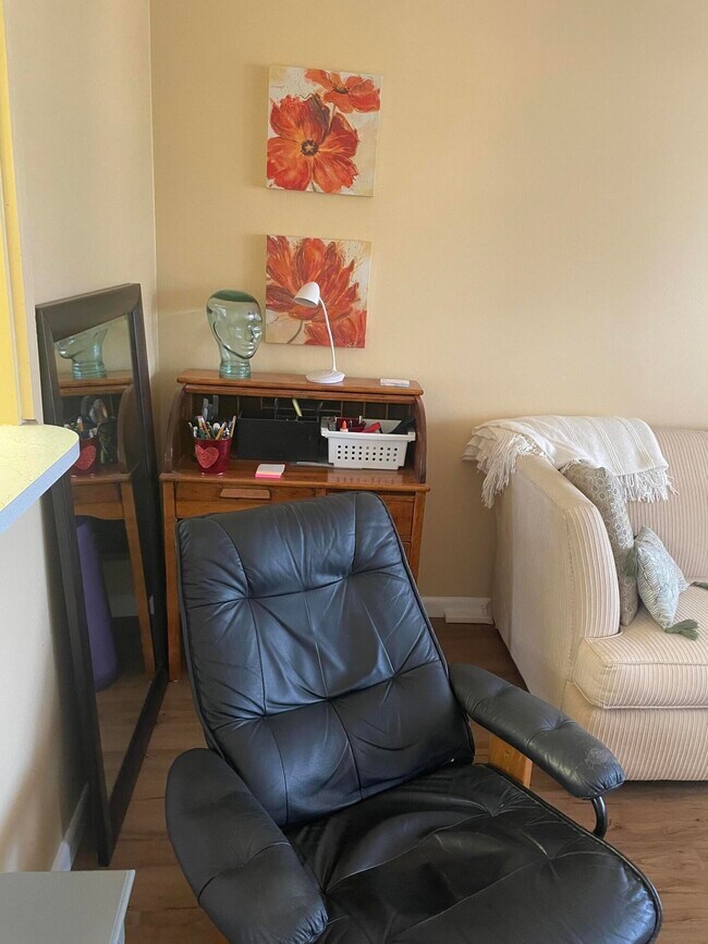 Building Photo - 183 Dorchester E