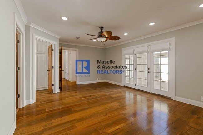 Building Photo - 2 Bed/2 Bath Townhouse in Brandon