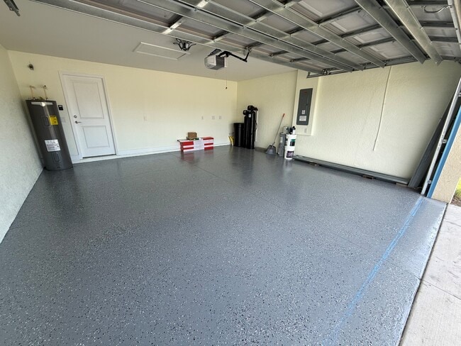 Building Photo - 2513 43rd St SW