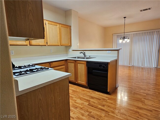 Building Photo - 6521 Hillside Brook Ave