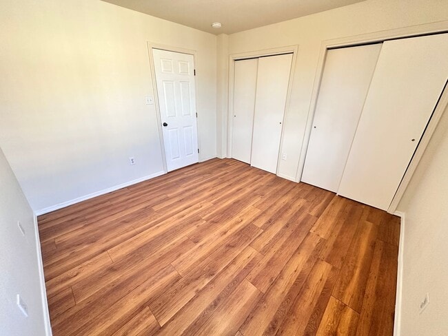 Building Photo - Located Near Downtown 2 Bedroom 1 Bathroom