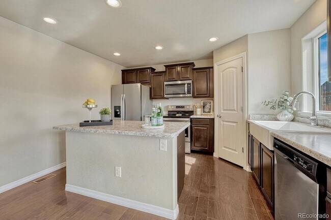 Building Photo - 10871 Saco Dr