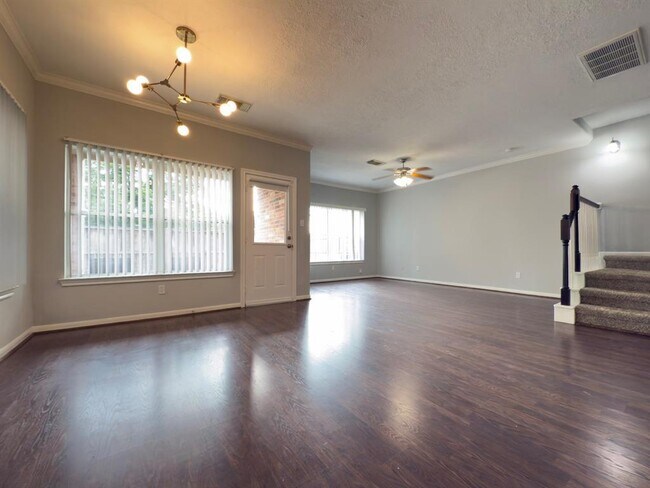 Building Photo - 5227 Brinkman Ct