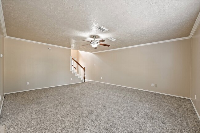 Building Photo - 2627 Autumn Springs Ln