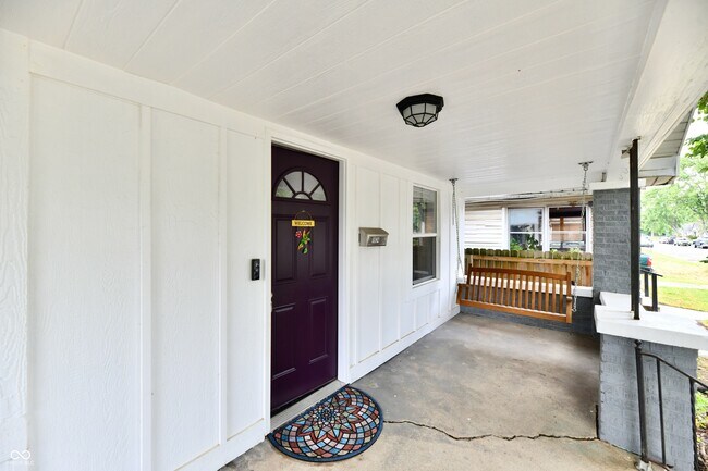 Building Photo - 1924 Mansfield St