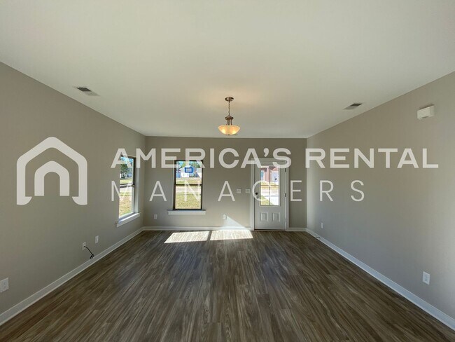 Building Photo - Home for Rent in Lincoln, AL!
