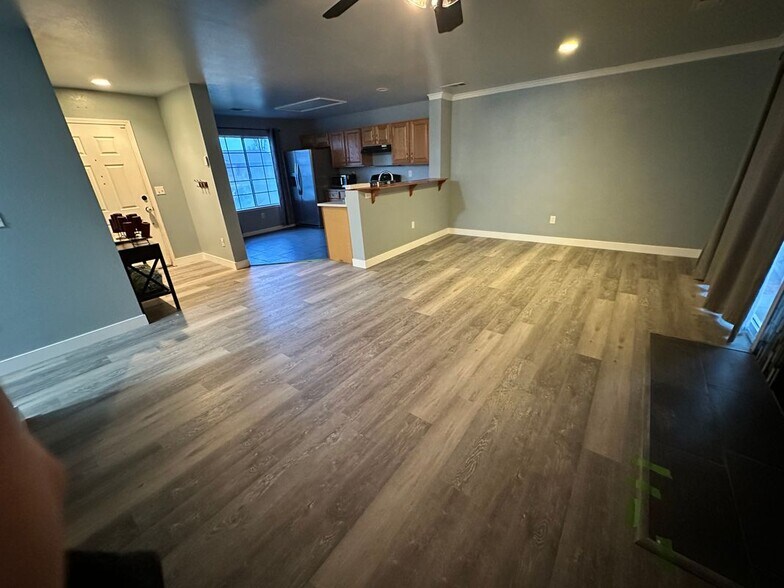 Building Photo - 1020 Sandpiper Way
