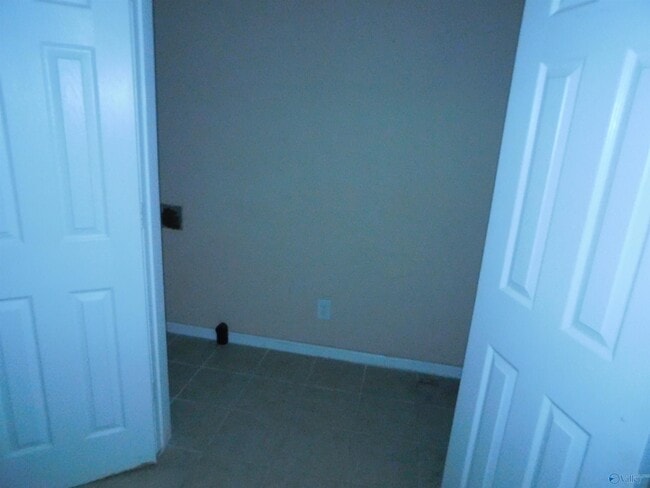 Building Photo - 314 Harolds Dr NW