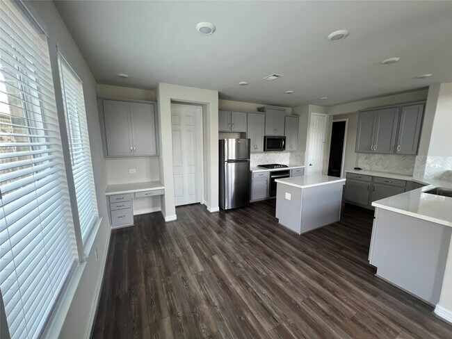 Building Photo - 2638 Settler Hl Dr