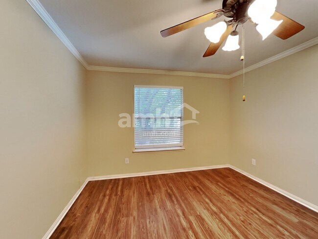 Building Photo - 30826 Trinket Dr