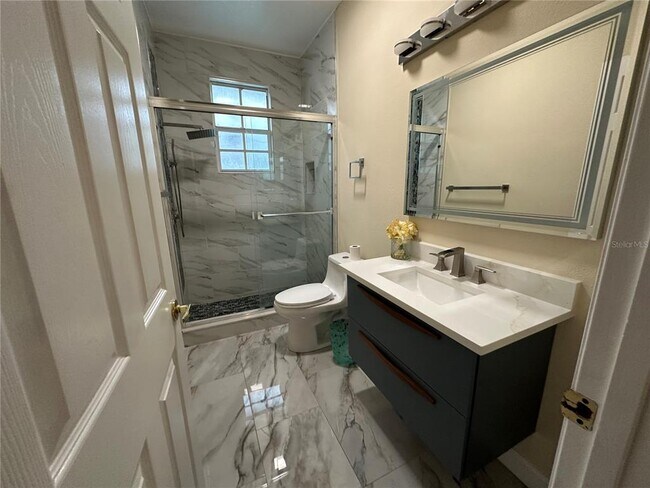 Building Photo - 3637 Rothbury Dr