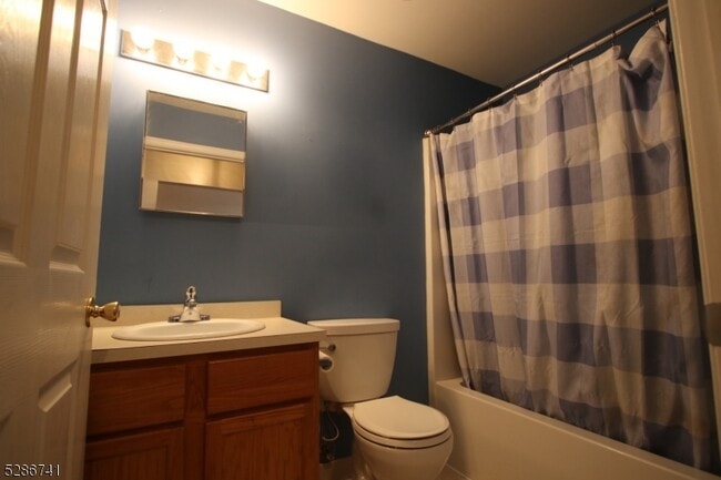 Building Photo - 30 Spruce Terrace