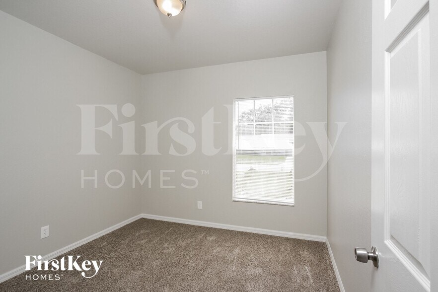 Building Photo - 5180 Prime Terrace