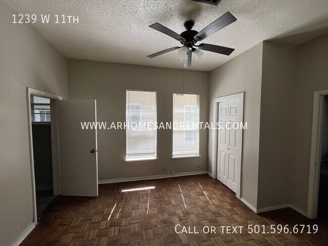 Building Photo - 1239 W 11th-