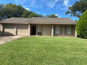 Building Photo - 10834 Sela Ln