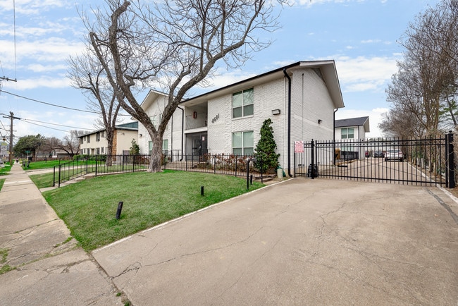 Building Photo - 4611 Munger