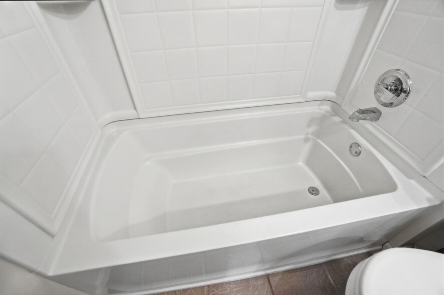 Building Photo - 1849 Lemontree Ln