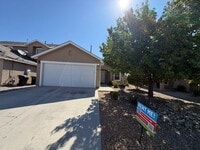 Building Photo - 3 Bedroom Single Story Home Available Near McMahon Blvd NW & Kayenta St NW!