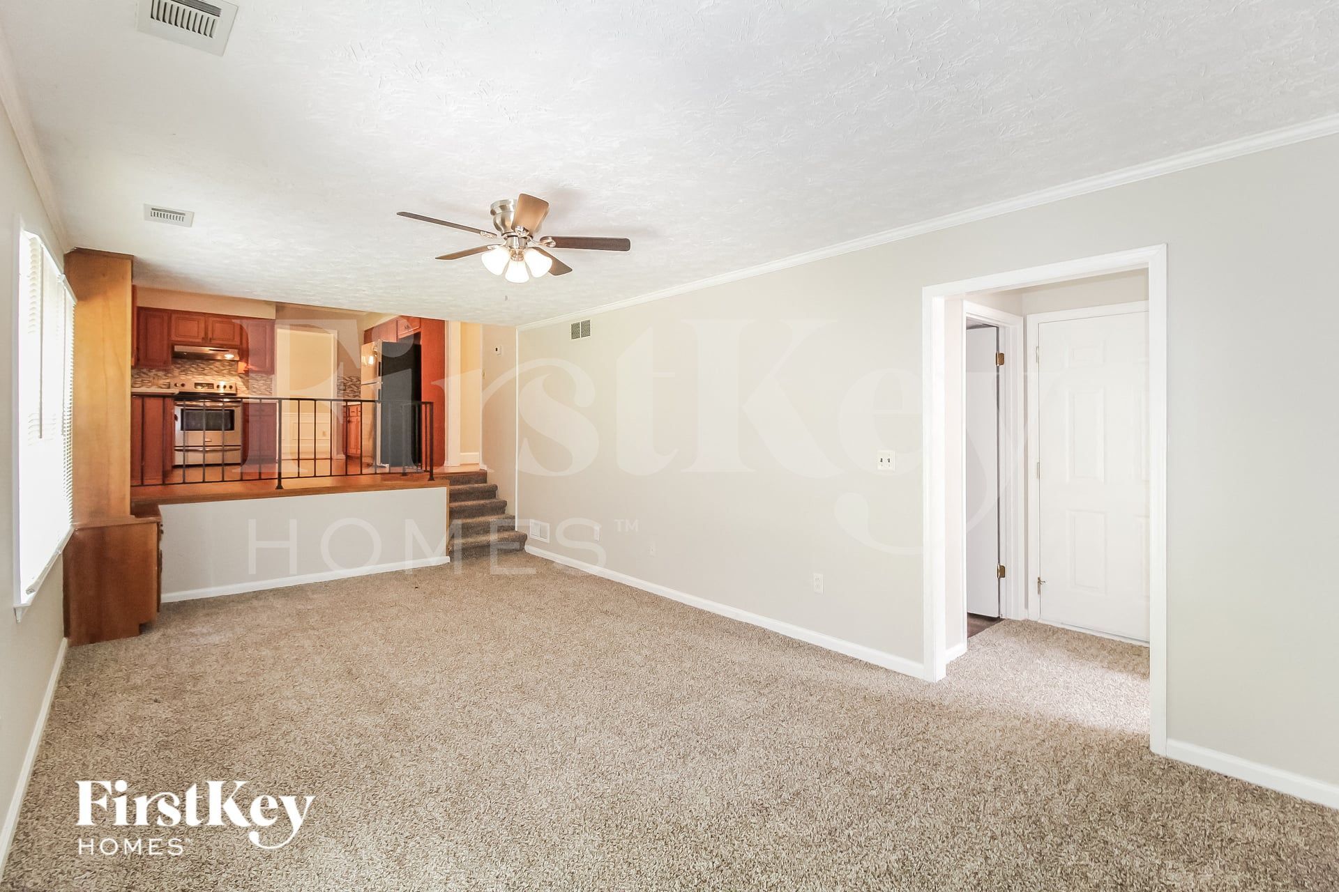 Building Photo - 600 River Oak Loop