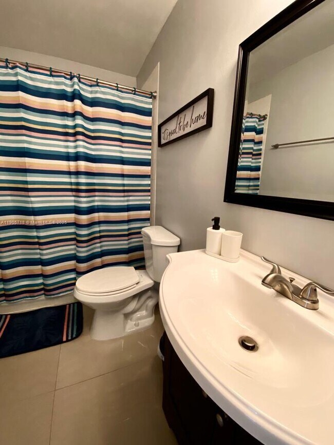 Building Photo - 12533 NW 11th Way