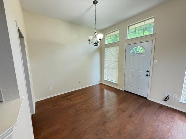 Building Photo - 5305 Manhassett Dr