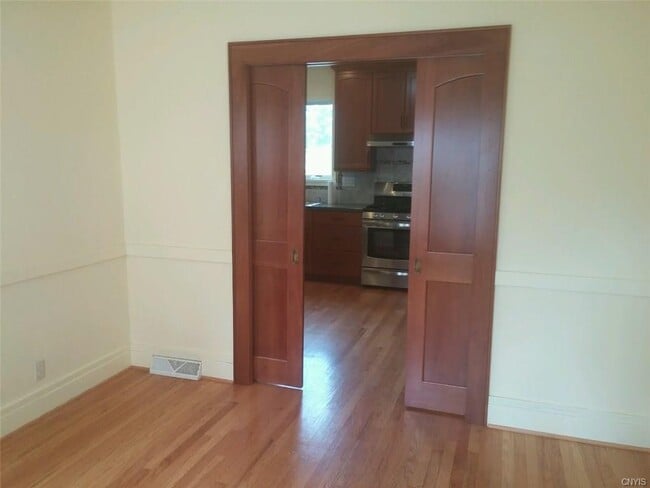 Building Photo - 453 Wendell Terrace