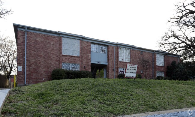 Building Photo - 708 N Marsalis Ave