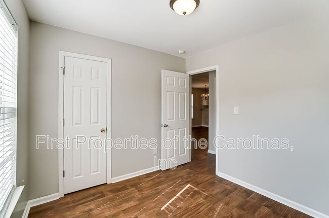 Building Photo - 1534 Tiana Way