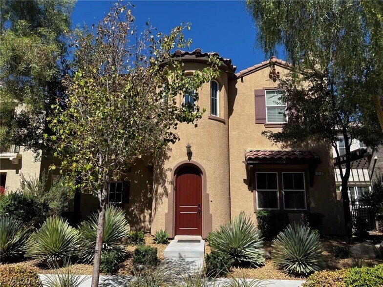 Building Photo - 3160 Color Palette Ave