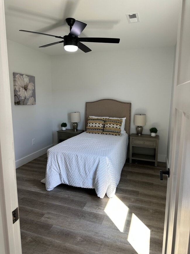 Building Photo - Beautiful Home for Rent – Modern Comforts ...
