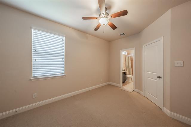 Building Photo - 15505 Bluffdale Dr