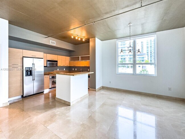 Building Photo - 2275 Biscayne Blvd