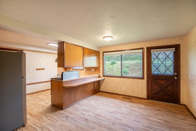 Building Photo - 3 bed, 2 bath Single-level home in Stayton, Oregon