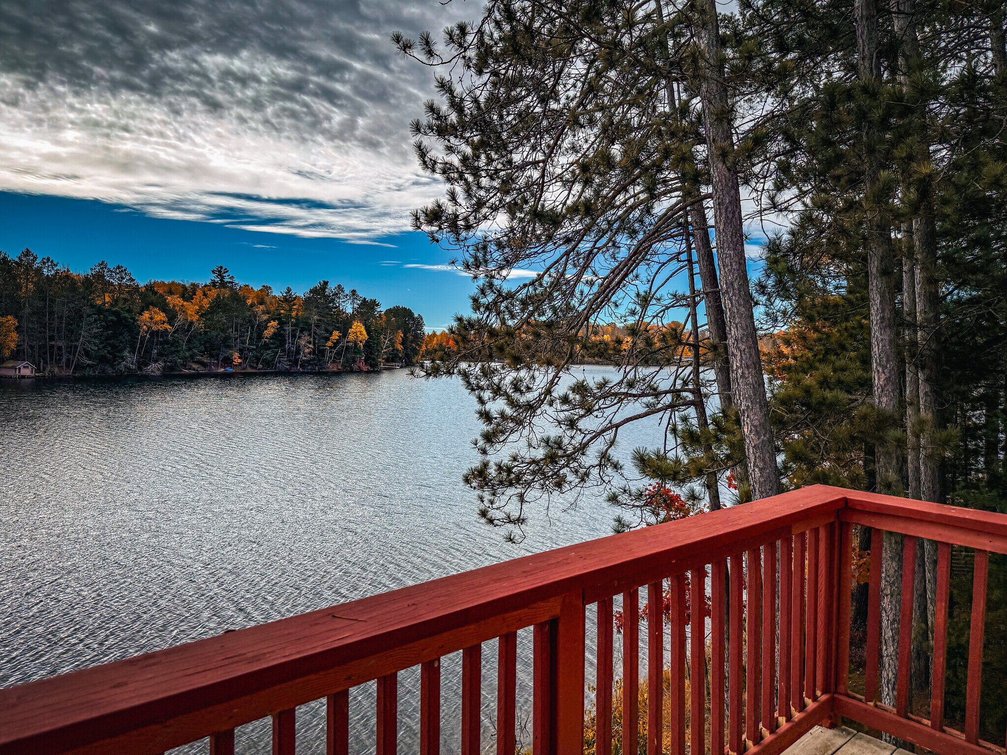 Building Photo - 440 S Peninsula Ln