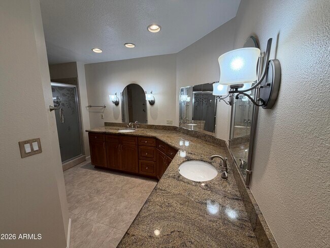 Building Photo - 10402 E Regal Dr