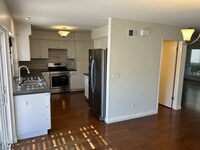 Building Photo - FANTASTIC 3BD TOWNHOUSE FOR LEASE!